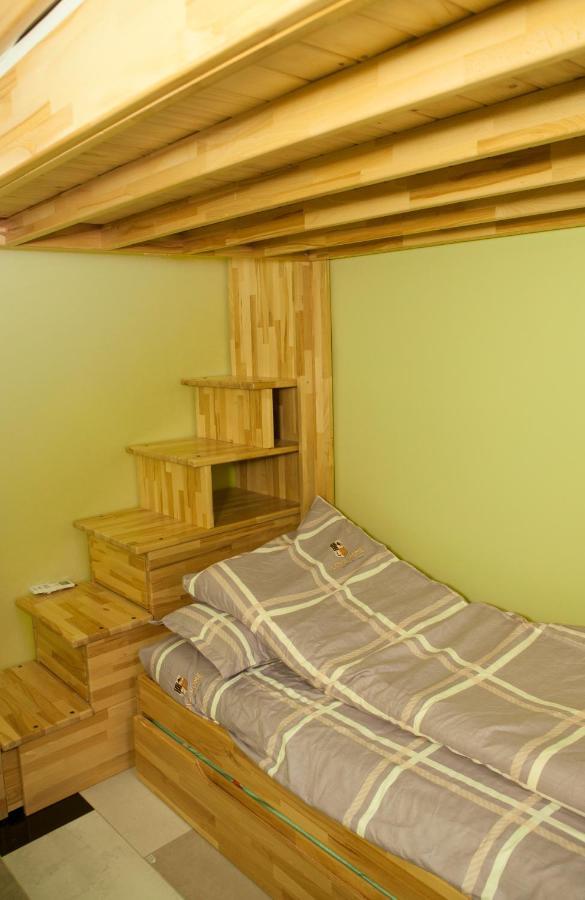 Bed & Breakfast Club246 Saint Martin Parijs